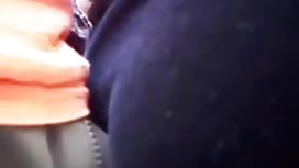 扯掉婊子的隊友輪流射精在臉上