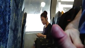 有鬍子的人硬性交兩名女學生